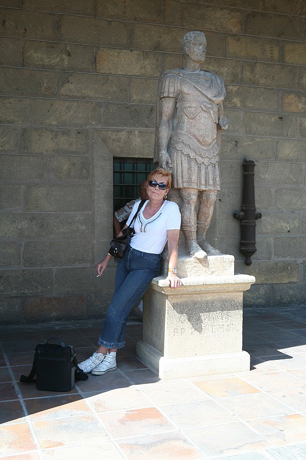 IMG-2011.jpg